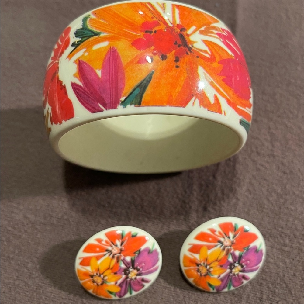 Vtg Avon Passion Flower Bangle Bracelet & Earrings